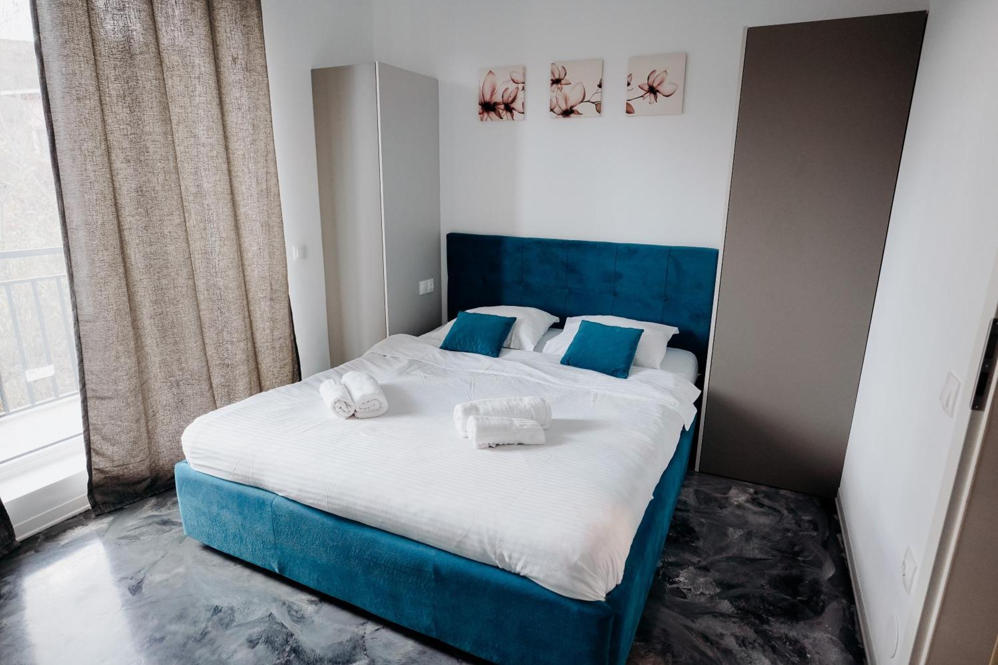 Andrew Apartaments Cluj-Napoca Ngoại thất bức ảnh