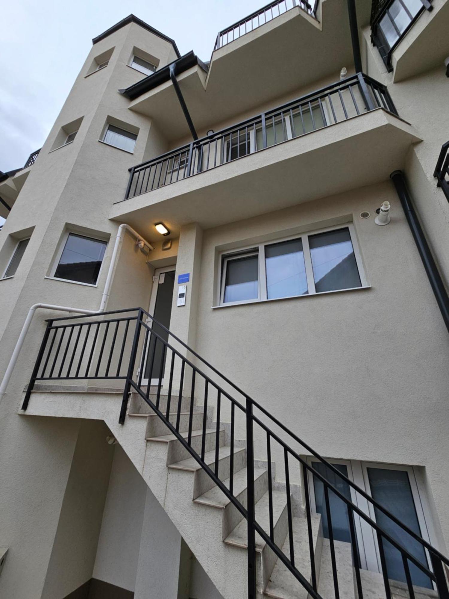 Andrew Apartaments Cluj-Napoca Ngoại thất bức ảnh